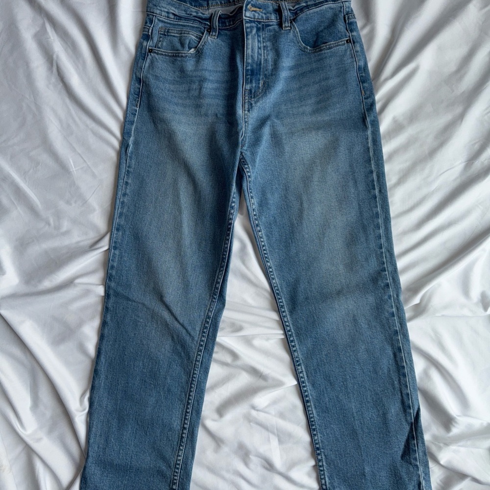 UNIONBAY Women's Straight Leg Blue Jeans